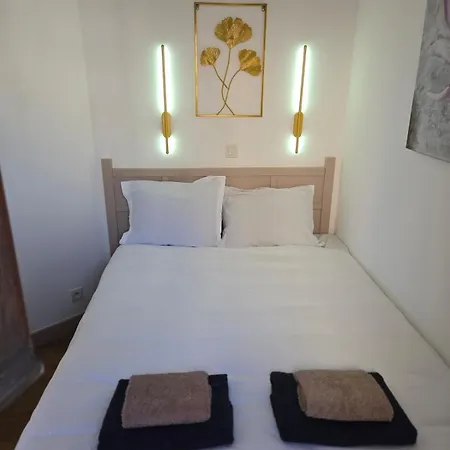 Appartement Renoir 1265 Francia - F2 Très Belle Vue