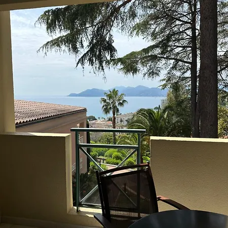 Appartement Renoir 1265 Francia - F2 Très Belle Vue Cannes